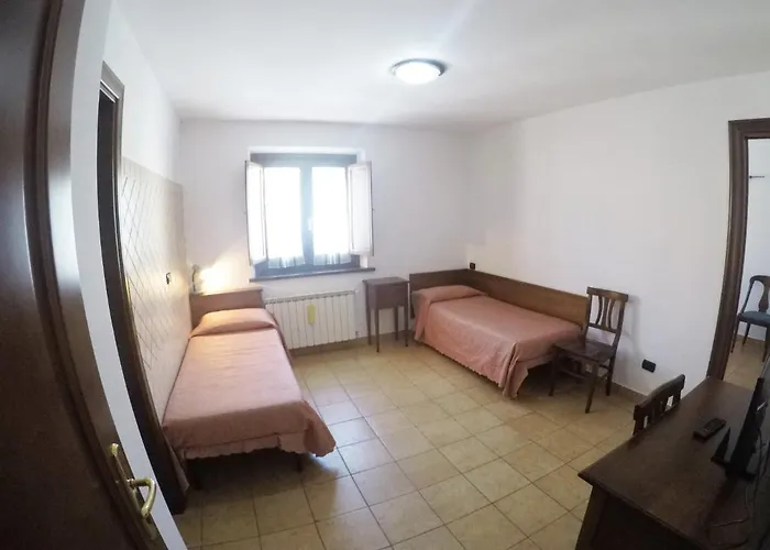 Al Castello 3* Пескассероли